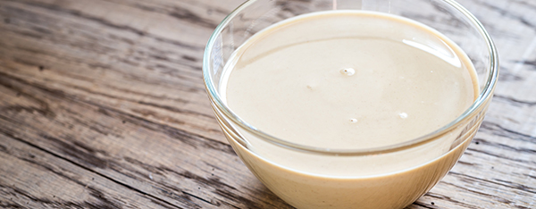 Tahini aus gerösteter Sesamsaat